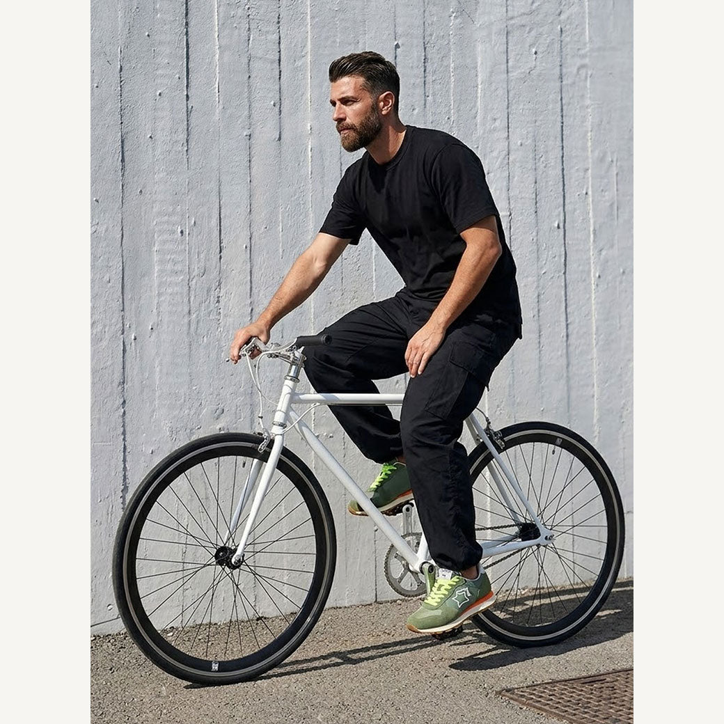 MENNEA MINN1010-0700 Military green スニーカー
